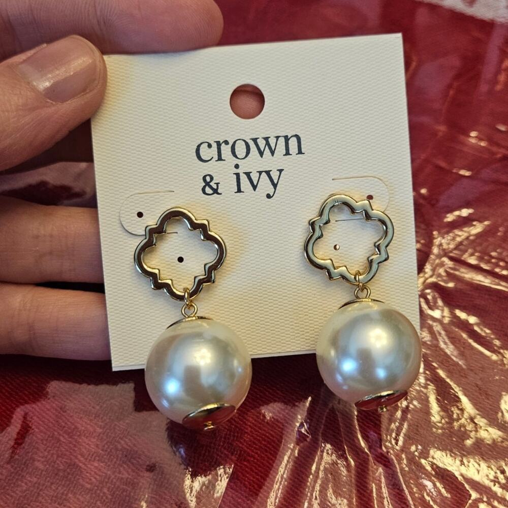 Crown & Ivy Gold Tone Faux Pearl Drop Earrings NWT Deadstock Mediterranean